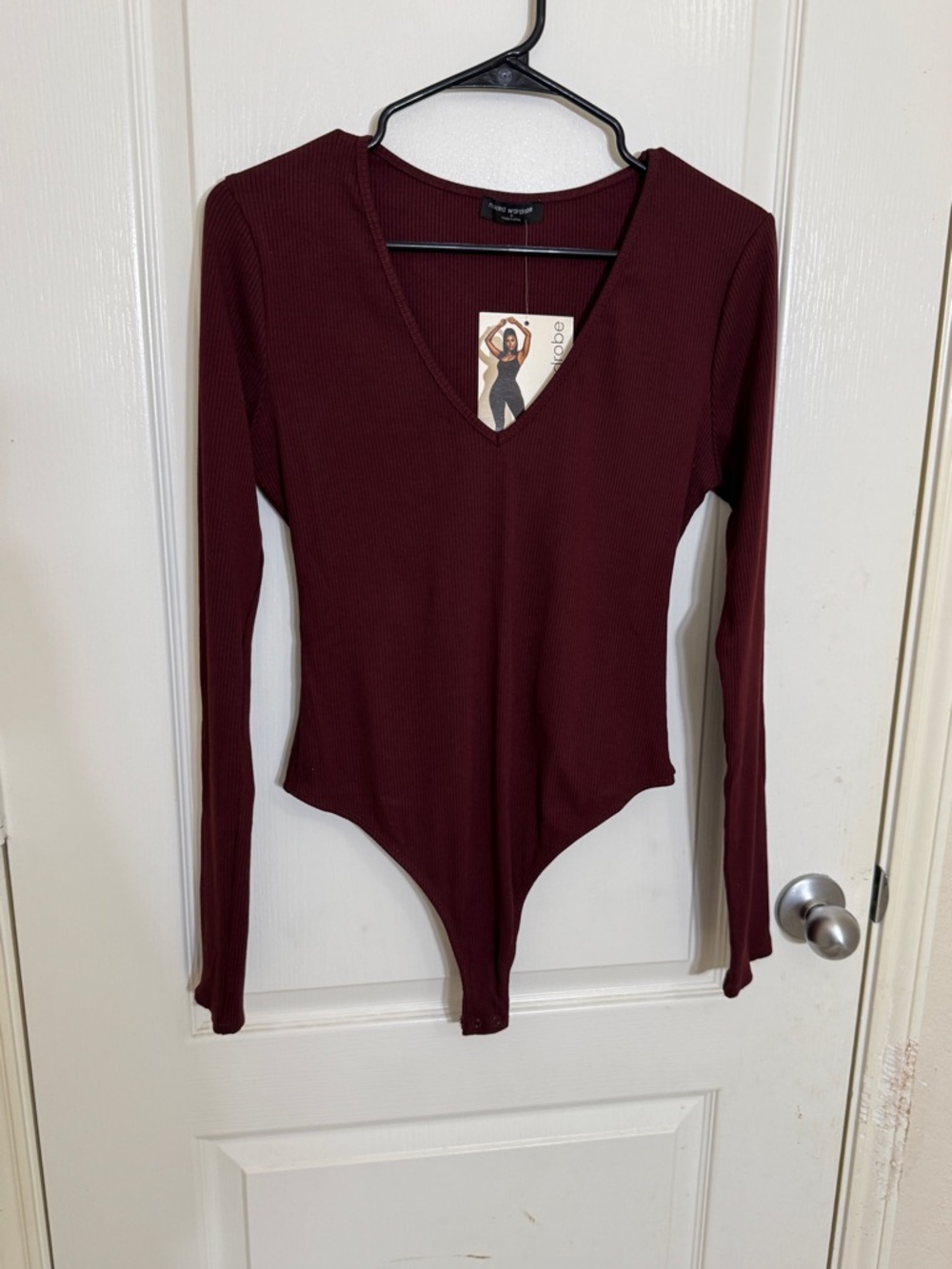 Naked Wardrobe Ribbed V-Neck Burgundy Maroon Long Sleeve Bodysuit XL NWT